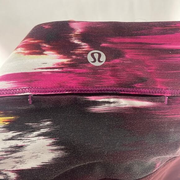 Lululemon wonder under Bordeaux drama 7/8 leggings in purple - Picture 3 of 8